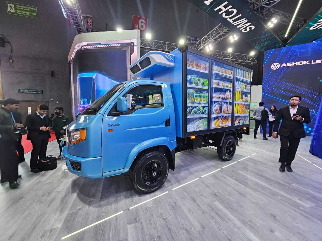 Switch Mobility Showcases iEV 4 Electric Light Commercial Vehicle – The Future of Sustainable Logistics