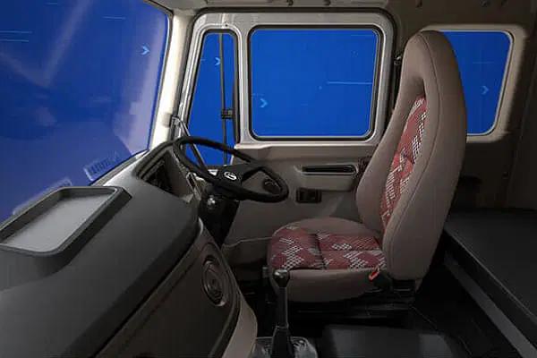 Tata Signa 2818.T Turbotronn