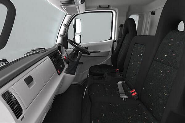 Tata SIGNA 2821.T