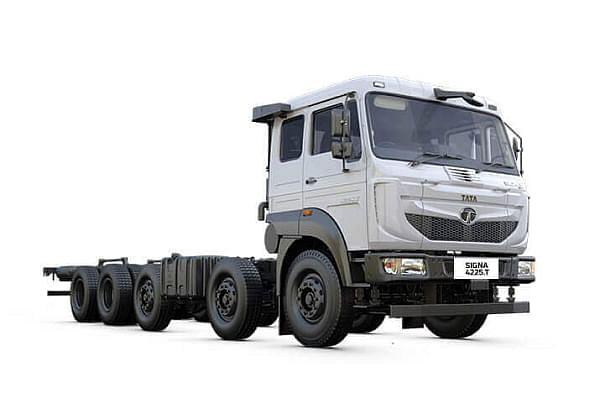Tata SIGNA 4225.T
