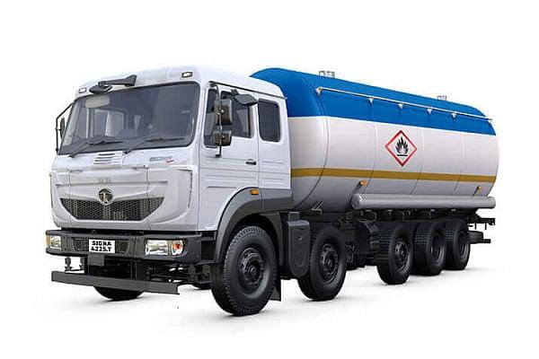 Tata SIGNA 4225.T