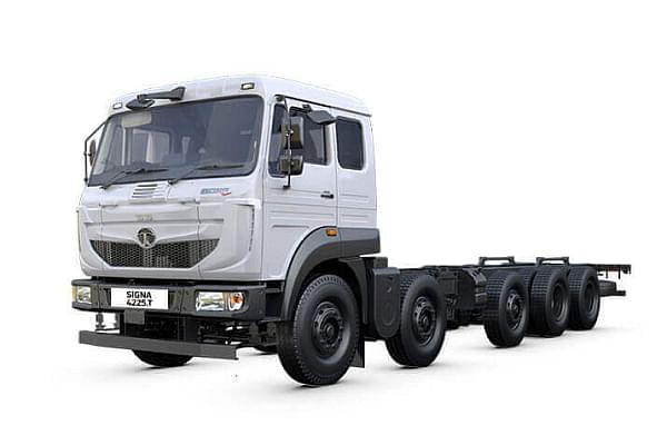 Tata SIGNA 4225.T