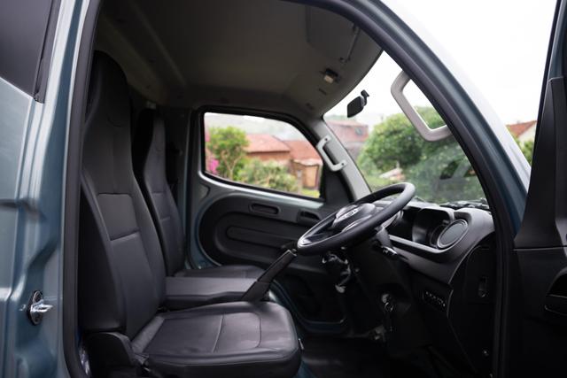 Tata Intra V50 Gold