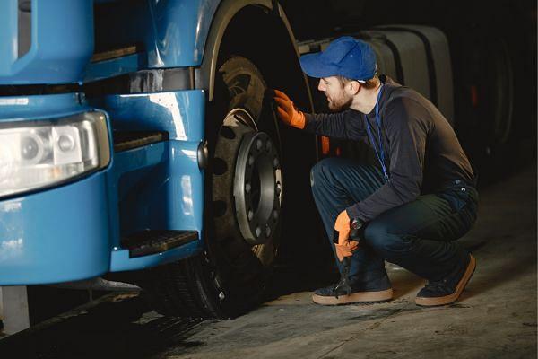 Top 3 Ways to Increase Tyre Life on Trucks