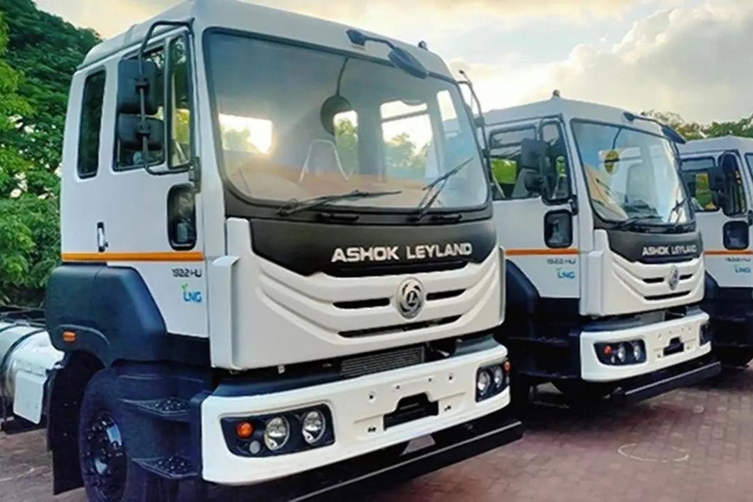 Ashok Leyland Declares Rs.4.25 Second Interim Dividend for FY25