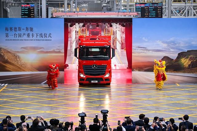 Daimler Trucks To Locally Make Mercedes-Benz Trucks In China