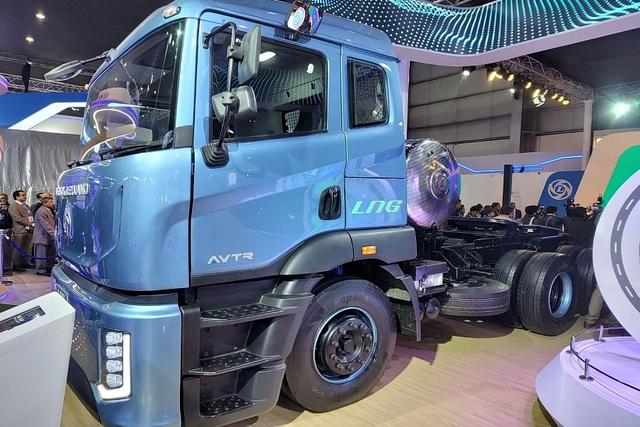 Ashok Leyland Unveils India's First Flexi-Fuel-Based Tractor